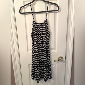 Black and Grey Patterned Women's Dress/SwimSuite Cover